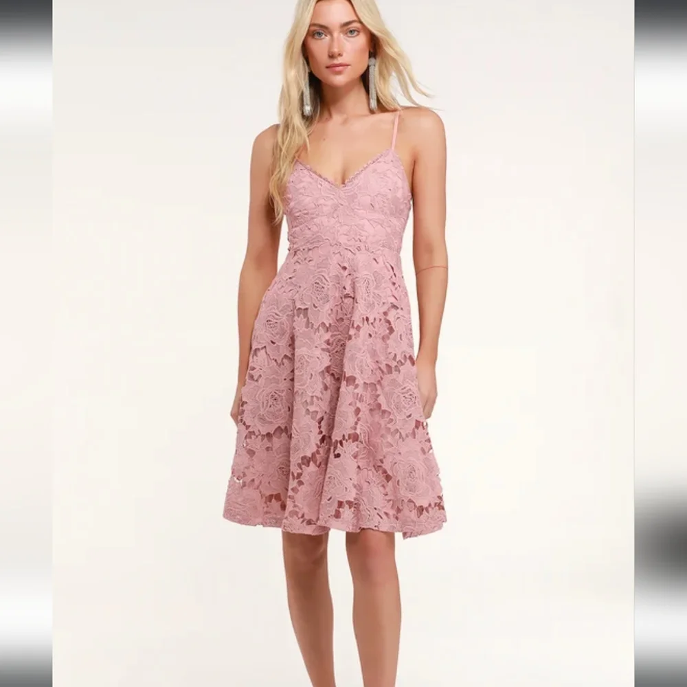 LULU'S  - Nora Lee White Sleeveless Lace Midi Dress With Pockets - Picture 3 of 13